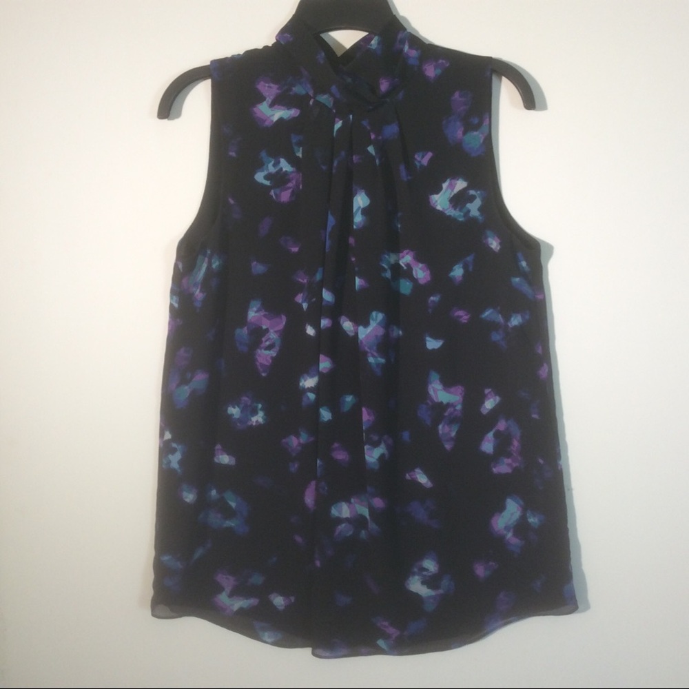 Ellen Tracy Tank Top Navy Blue Floral Sleeveless Blouse Purple Flowers Collar